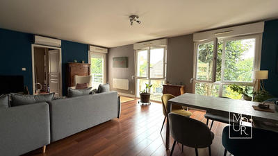 Appartement - 89 m² - 4 pièces