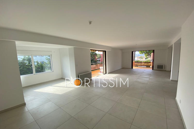 Appartement - 132 m² - 4 pièces