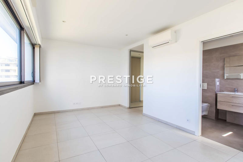 Maison - 143 m² - 6 pièces