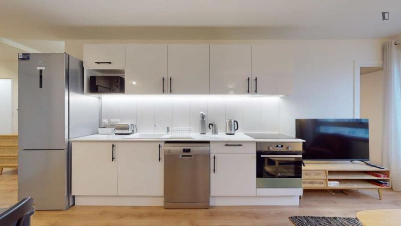 Chambre - 9 m² - 4 pièces