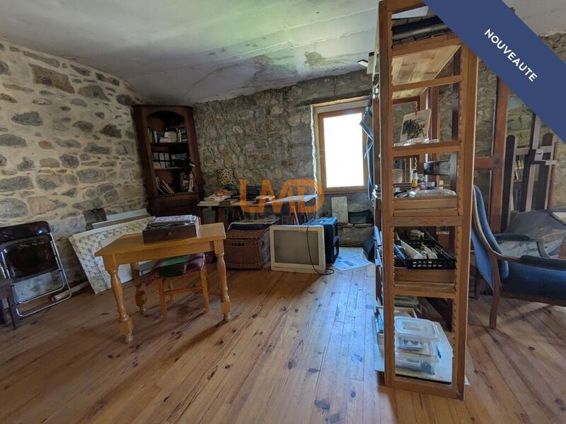 Maison en pierre - 170 m² - 8 pièces
