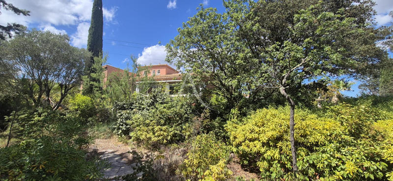 Maison - 188 m² - 6 pièces