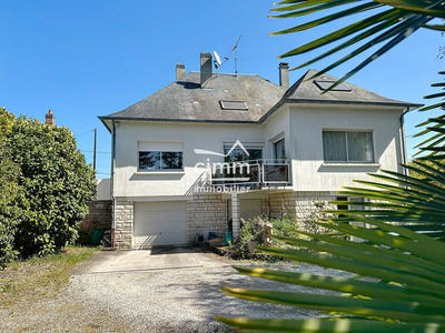 Maison ancienne - 215 m² - 7 pièces