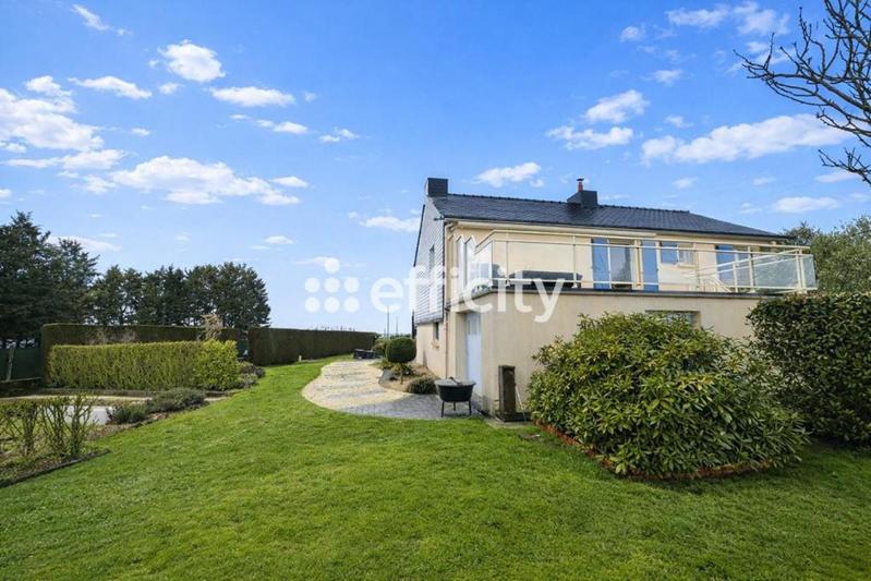 Maison - 80 m² - 4 pièces