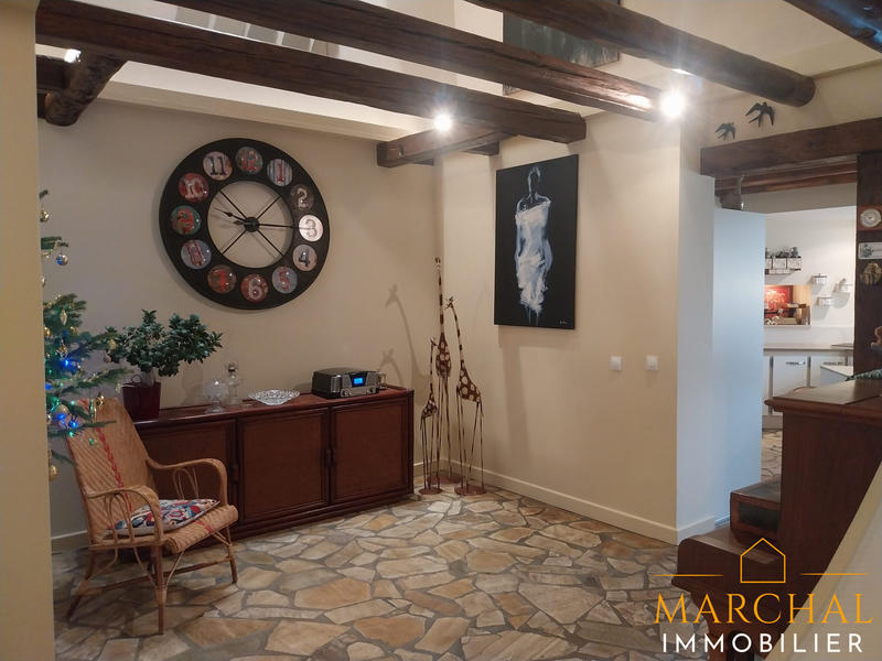 Maison - 207 m² - 7 pièces