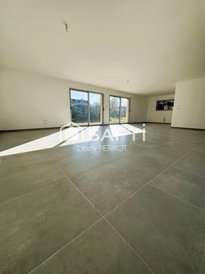 Maison - 146 m² - 6 pièces