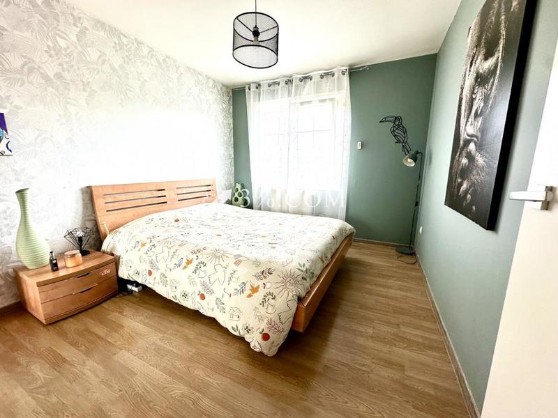 Maison - 100 m² - 6 pièces