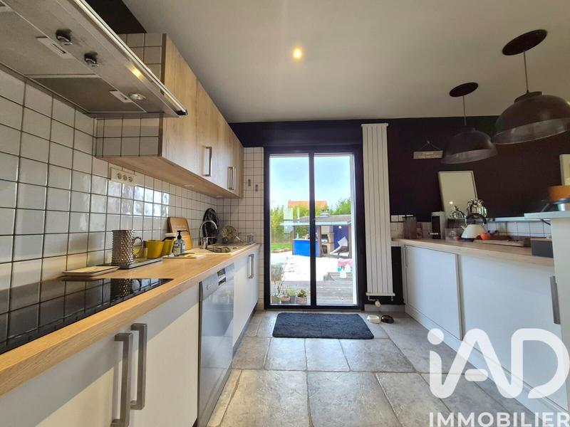 Maison - 185 m² - 8 pièces