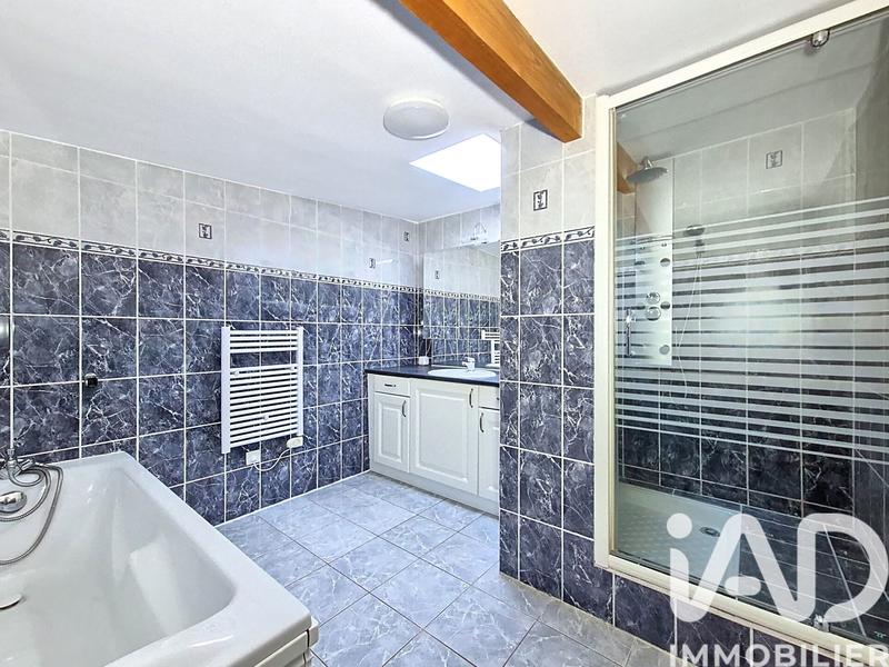 Maison - 207 m² - 5 pièces