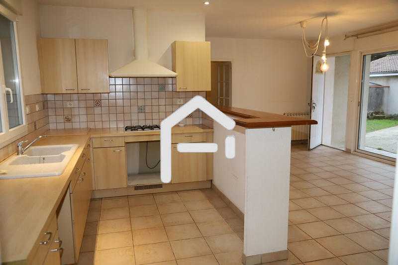 Maison - 96 m² - 4 pièces