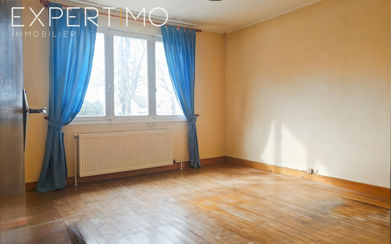 Maison - 95 m² - 5 pièces