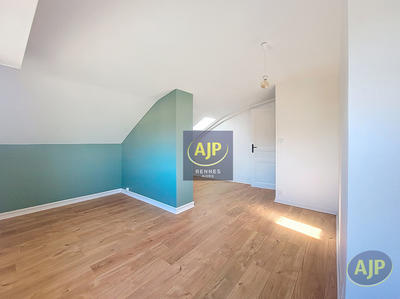 Appartement - 90 m² - 3 pièces