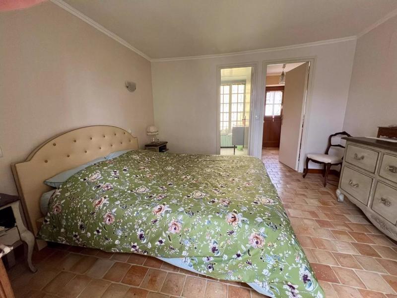 Maison - 148 m² - 9 pièces