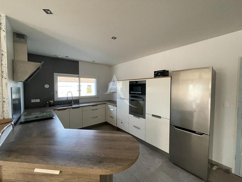 Maison - 95 m² - 4 pièces