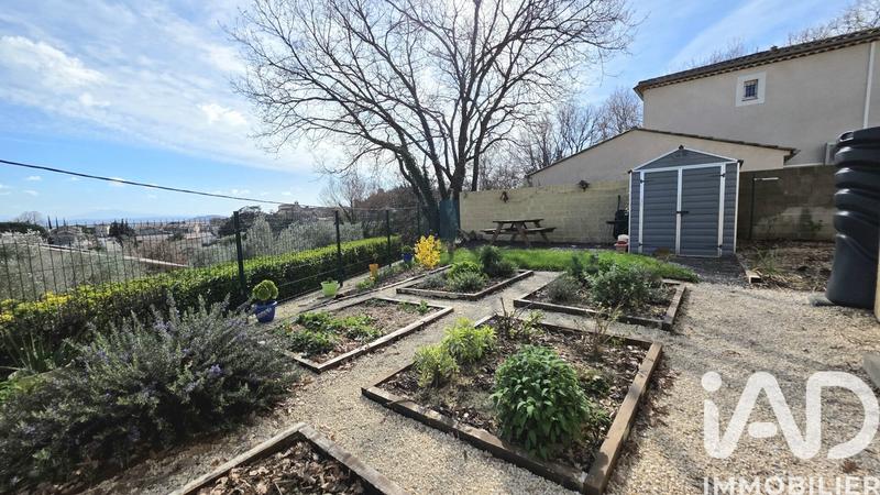 Maison - 91 m² - 5 pièces