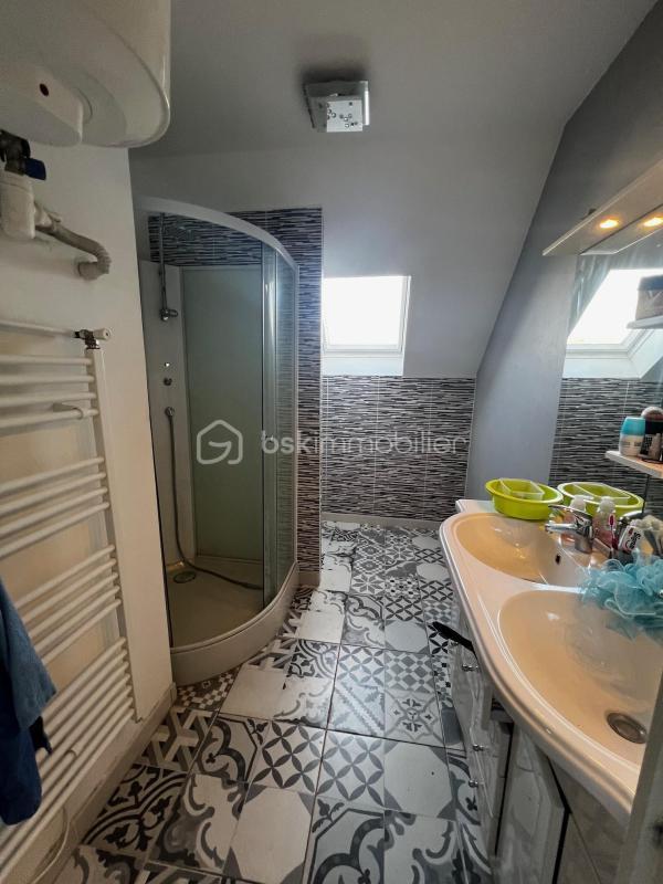 Maison traditionnelle - 120 m² - 5 pièces