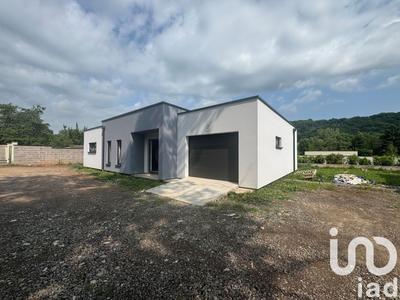 Maison - 100 m² - 4 pièces