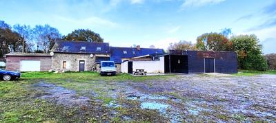 Maison - 328 m² - 9 pièces