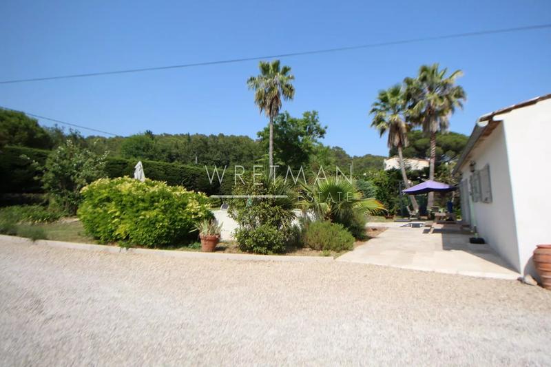 Villa - 218 m² - 7 pièces