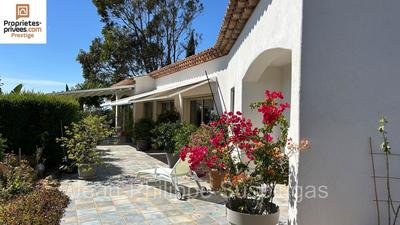 Villa - 230 m² - 7 pièces