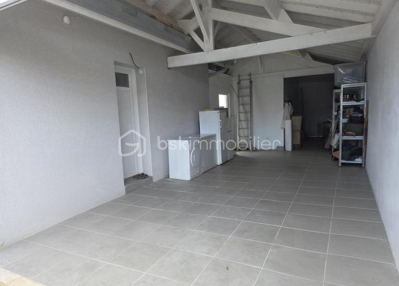 Maison - 99 m² - 4 pièces