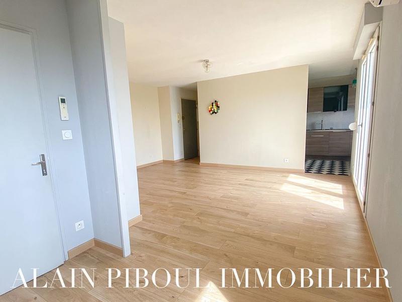 Appartement - 49 m² - 2 pièces