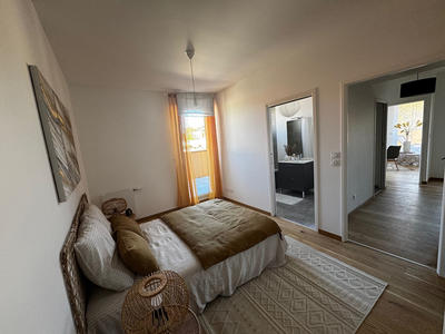 Appartement - 107 m² - 4 pièces