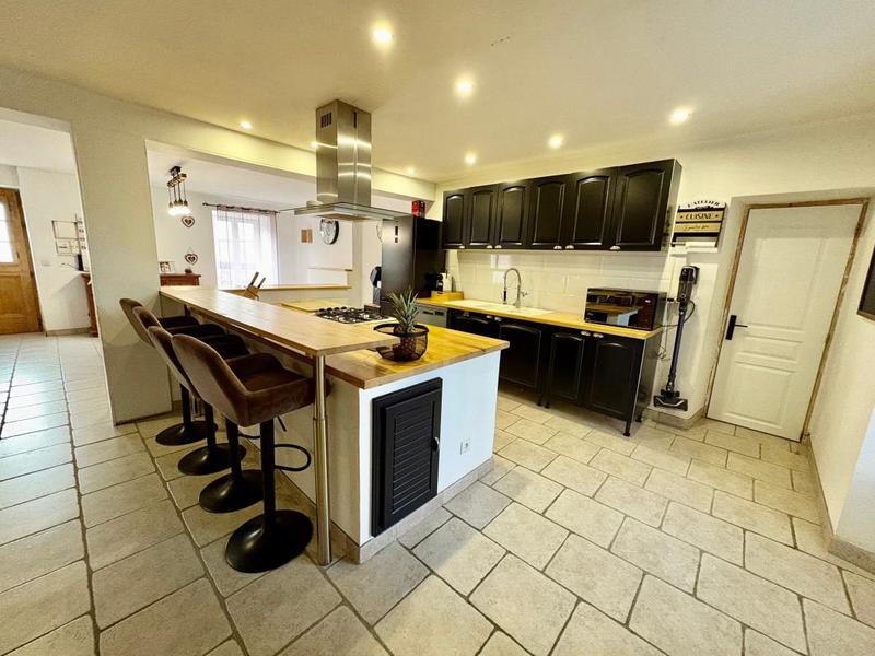 Maison - 156 m² - 4 pièces