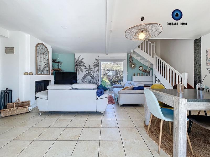 Maison - 183 m² - 6 pièces