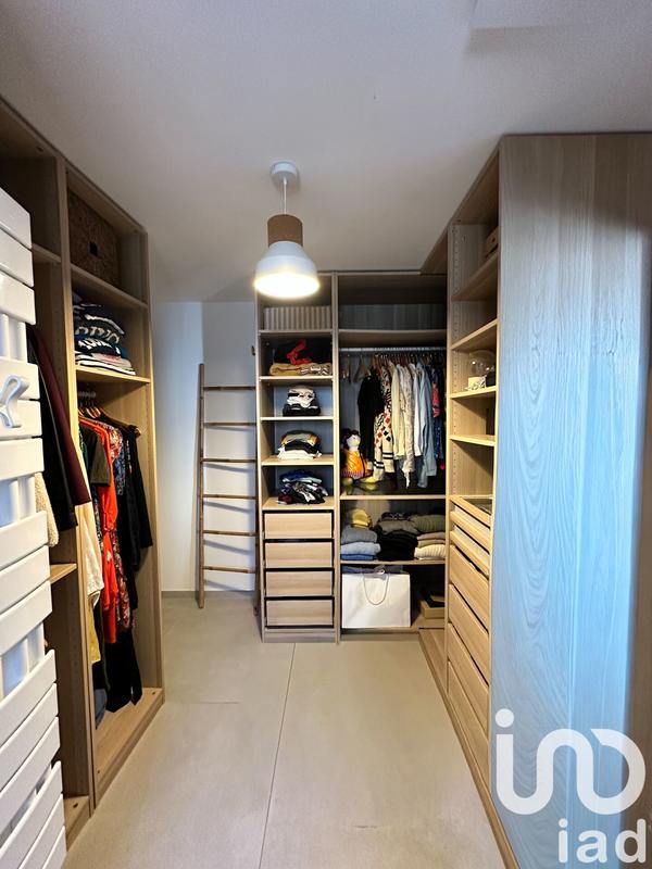 Maison - 236 m² - 8 pièces