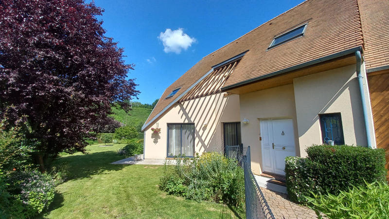 Maison - 170 m² - 7 pièces