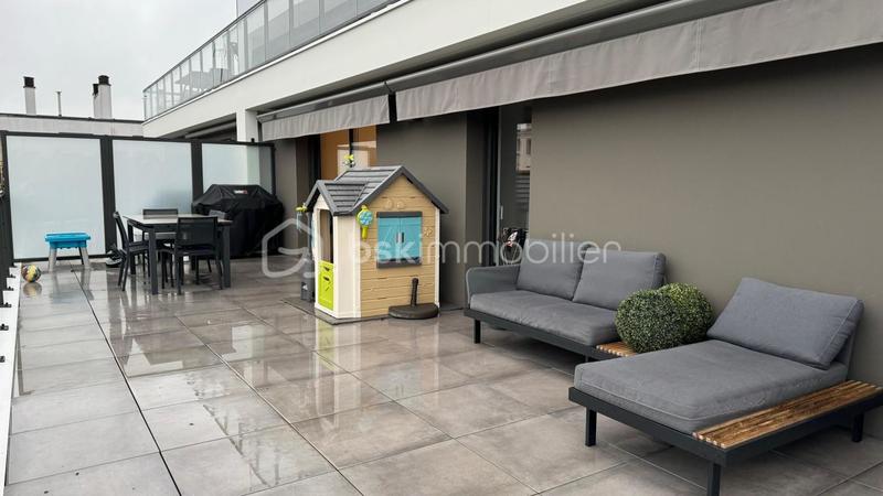 Appartement - 101 m² - 5 pièces