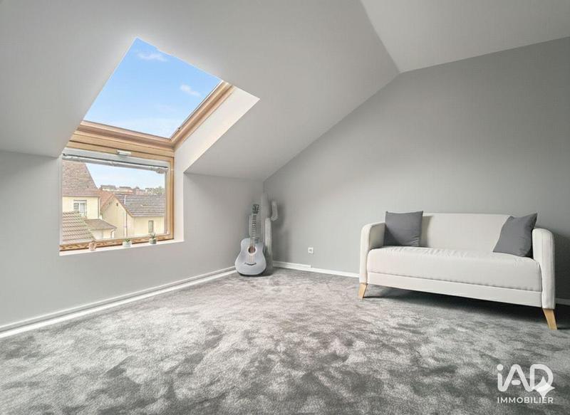 Maison - 80 m² - 4 pièces