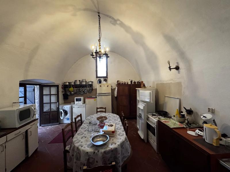 Maison - 274 m² - 10 pièces