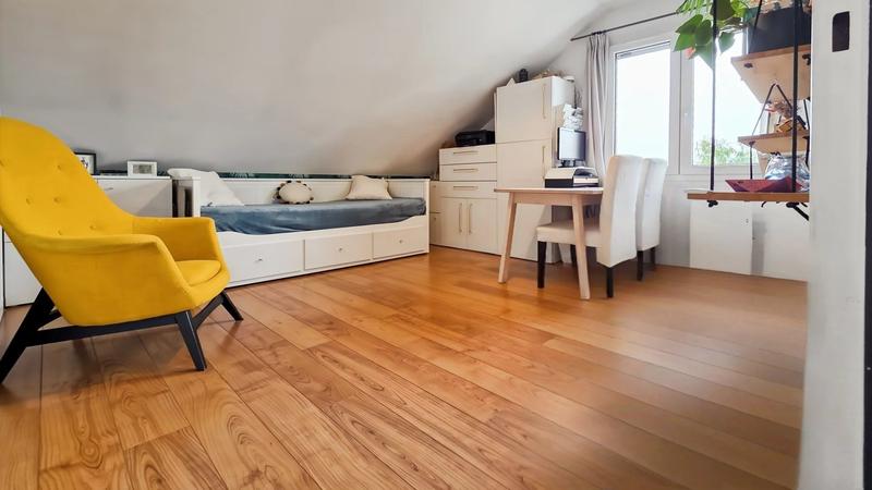 Appartement - 103 m² - 4 pièces