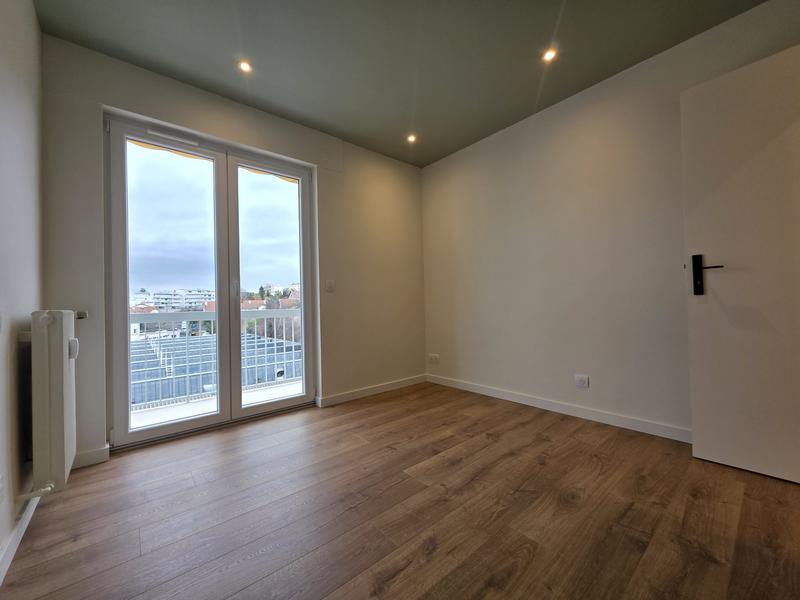 Appartement - 101 m² - 4 pièces