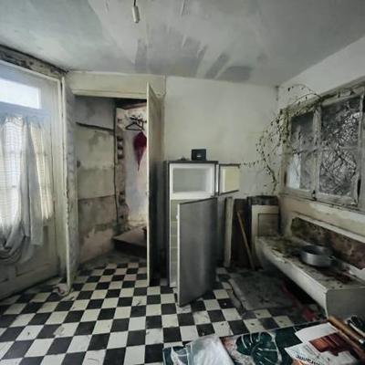 Maison - 99 m² - 6 pièces