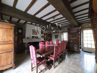 Maison ancienne - 296 m² - 8 pièces