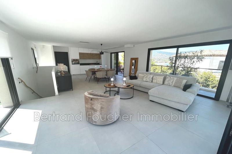 Maison - 155 m² - 5 pièces