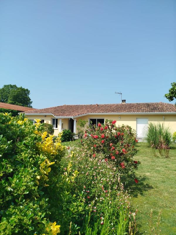 Maison contemporaine - 147 m² - 8 pièces