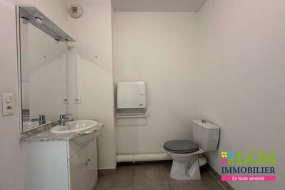 Studio - 27 m² - 1 pièce
