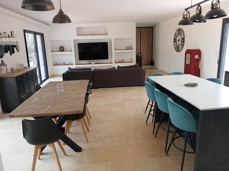Maison - 148 m² - 5 pièces