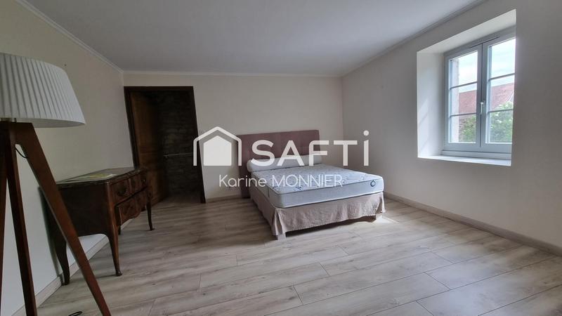 Maison - 418 m² - 10 pièces