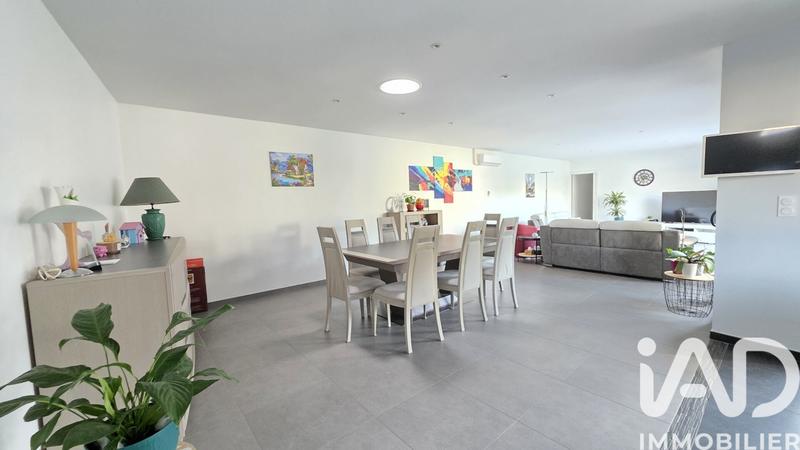 Maison - 177 m² - 6 pièces