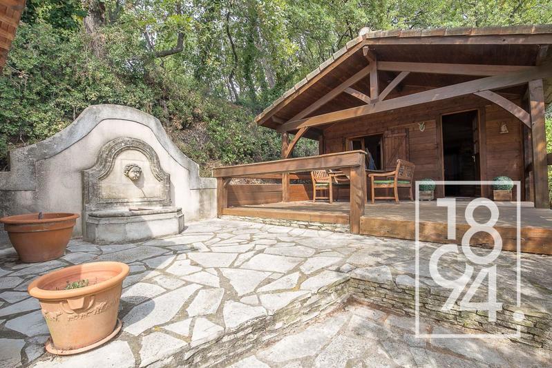 Villa - 261 m² - 7 pièces