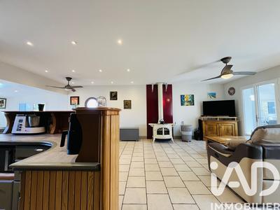 Maison - 200 m² - 10 pièces