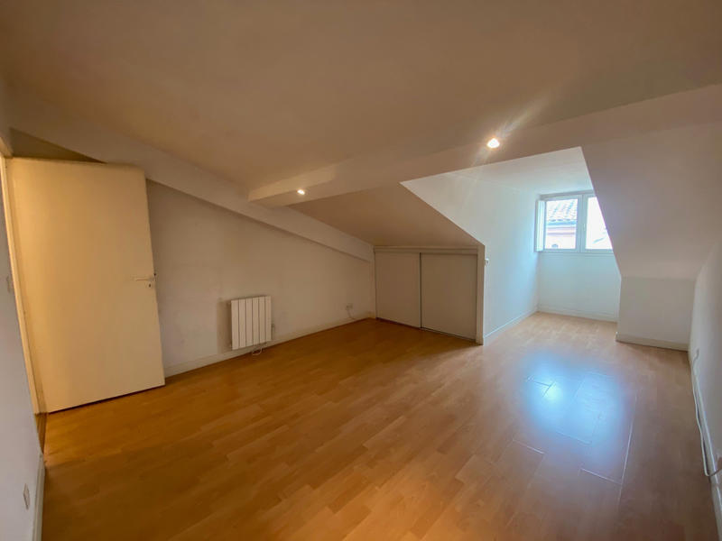 Appartement - 75 m² - 3 pièces