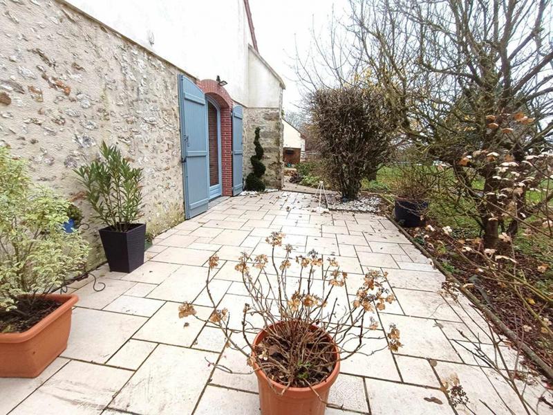 Maison - 181 m² - 6 pièces