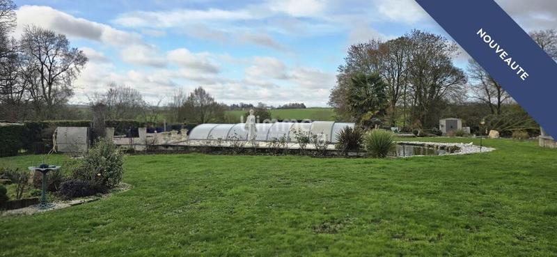 Maison - 232 m² - 6 pièces