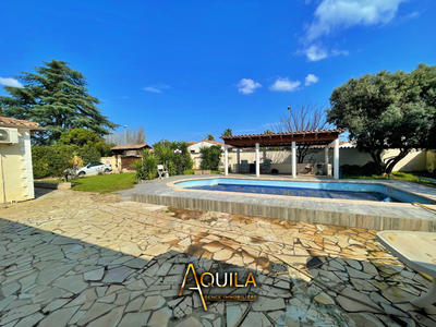 Villa - 200 m² - 6 pièces